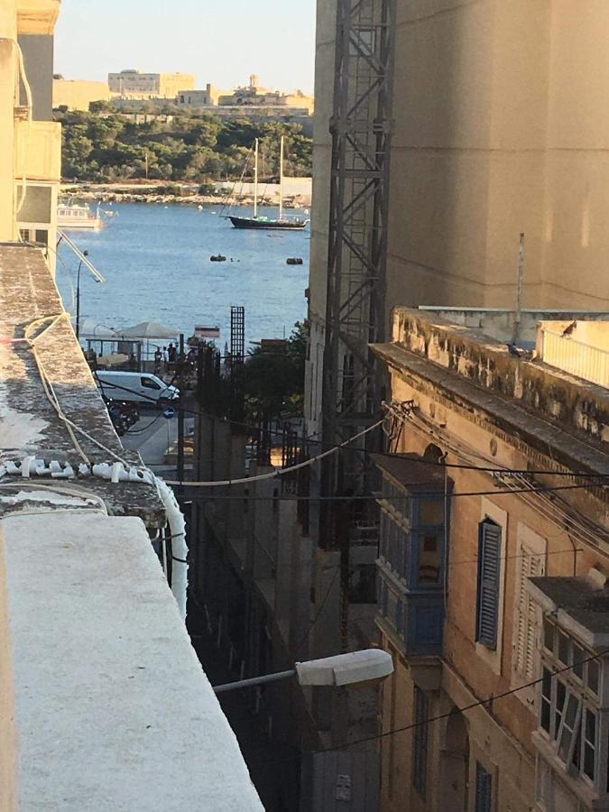 Sliema New House Central Location Екстер'єр фото